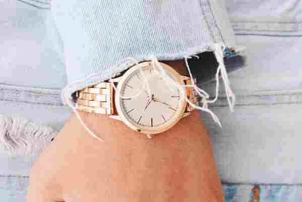 Cómo sí y cómo no usar reloj según tu estilo: de lo más chic a lo más sporty