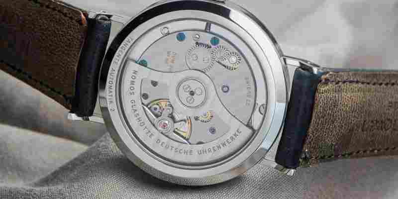 ¿Cuál es la diferencia entre los relojes de cuarzo y los mecánicos?